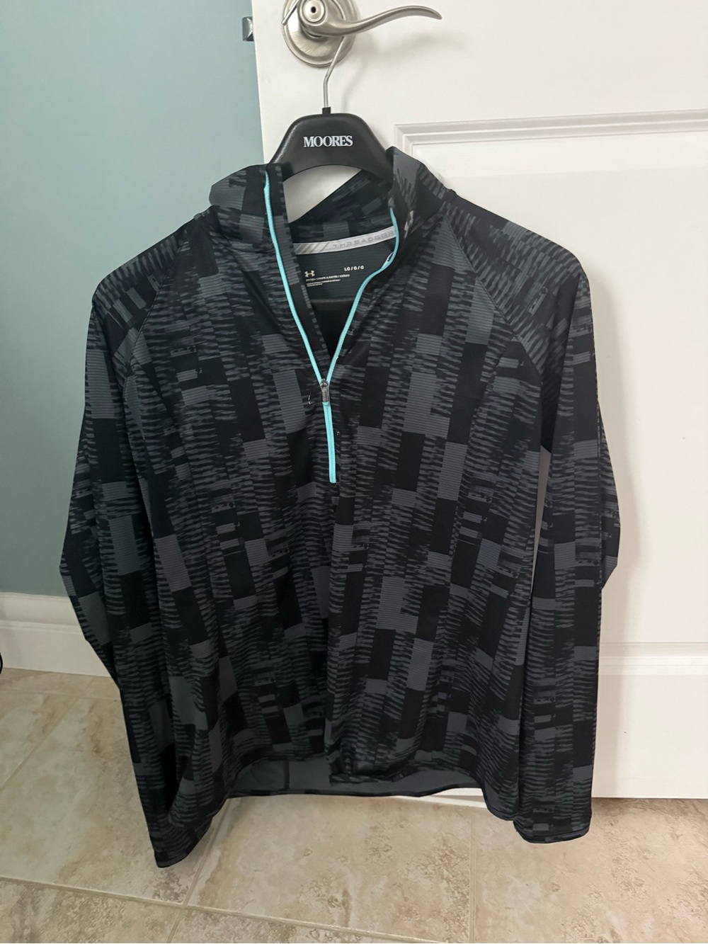 Under Armour Black & Gray Patterned 1/4 Zip Pullover with Teal Trim